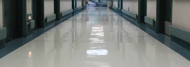 Picture showing the end result of the commercial floor cleaning and waxing service completed by American Cleaning Services